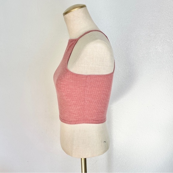 ✨ Charlotte Russe Ribbed Mauve Pink Rose Crop Halter Tank Top Size S - Picture 8 of 9